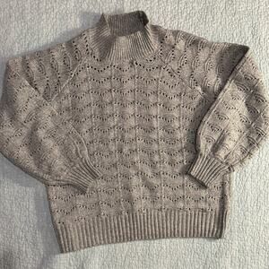 Time and Tru Women's Silver Sweater - Size Large